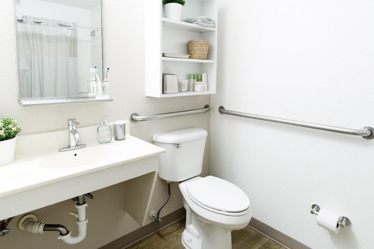 Intown Suites Extended Stay Dallas Tx - North Richland Hills Εξωτερικό φωτογραφία